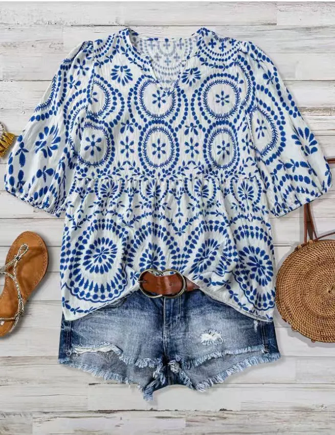 Women's Vintage-print Loose-fit V-neck Short-sleeve Blouse - Blue