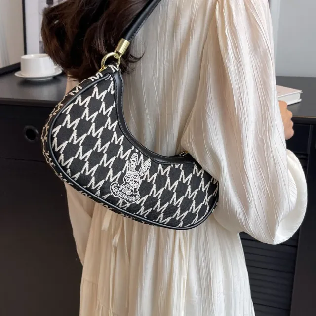 Women's Special interest Design Retro One shoulder Underarm Bag Black - Shop at LoveMi