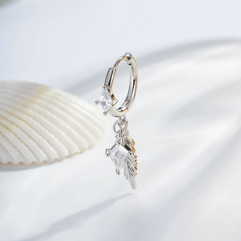 Retro Dark-Style Diamond-Shaped Feather Pendant Earrings - Jewelry & Watches