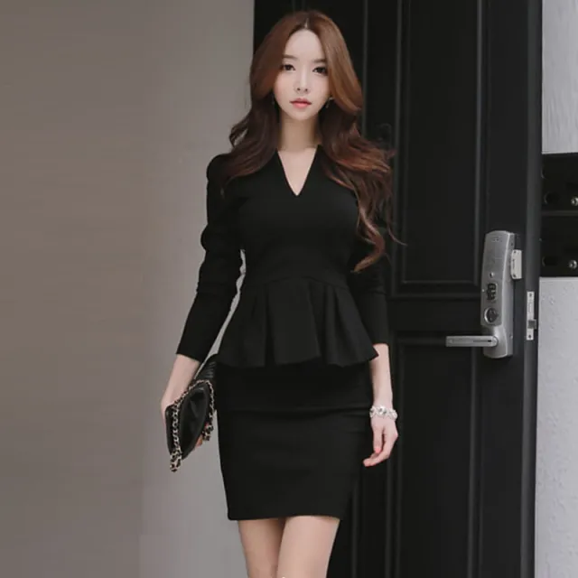 V neck, Figure hugging, Hip hugging, Long sleeve Dress Black - Shop at LoveMi