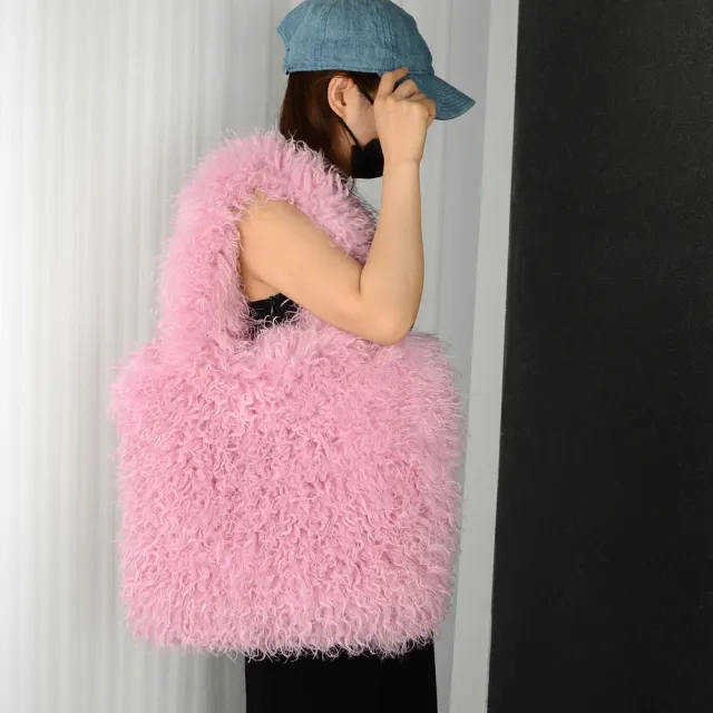 Faux Fur Beach Wool Plush Bag Portable Shoulder Large Capacity Totes Pink - Shop at LoveMi
