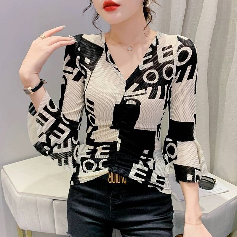 Korean Style Fashionable Printed Ruffle Sleeve Wrinkle-closing Slim Fit Small Shirt Top