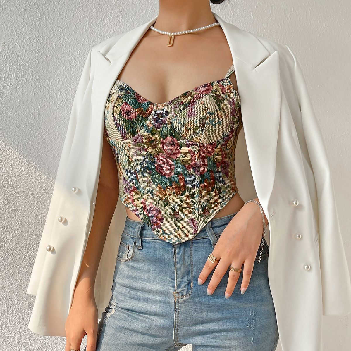 Title 6, Female Retro Flower Niche Camisole Vest