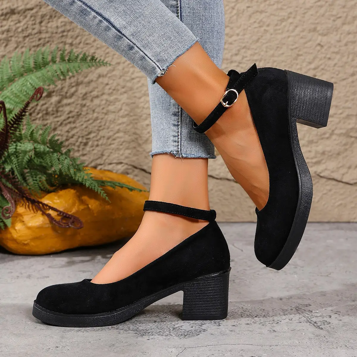 Chunky Heeled Suede Mary Jane Womens Shoes