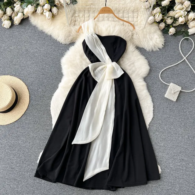 Black And White Contrast Color Slim Fit Waist A Line Princess Dress Black - Shop at LoveMi