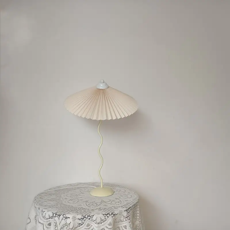 Vintage Pleated Umbrella Middle Ancient Master Bedroom Bedside Lamp