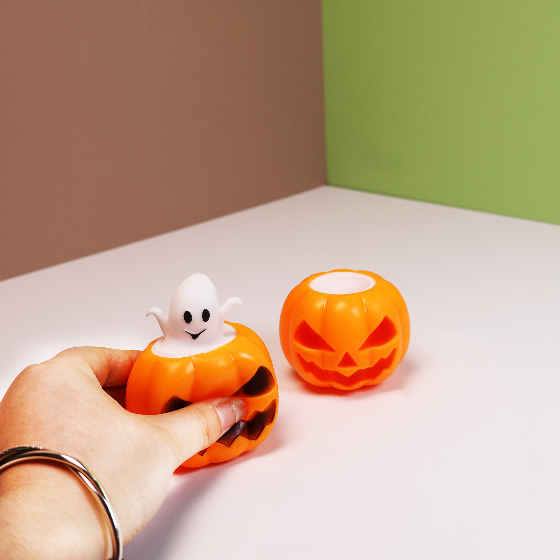 Pumpkin Head Ghost Squeeze Cup