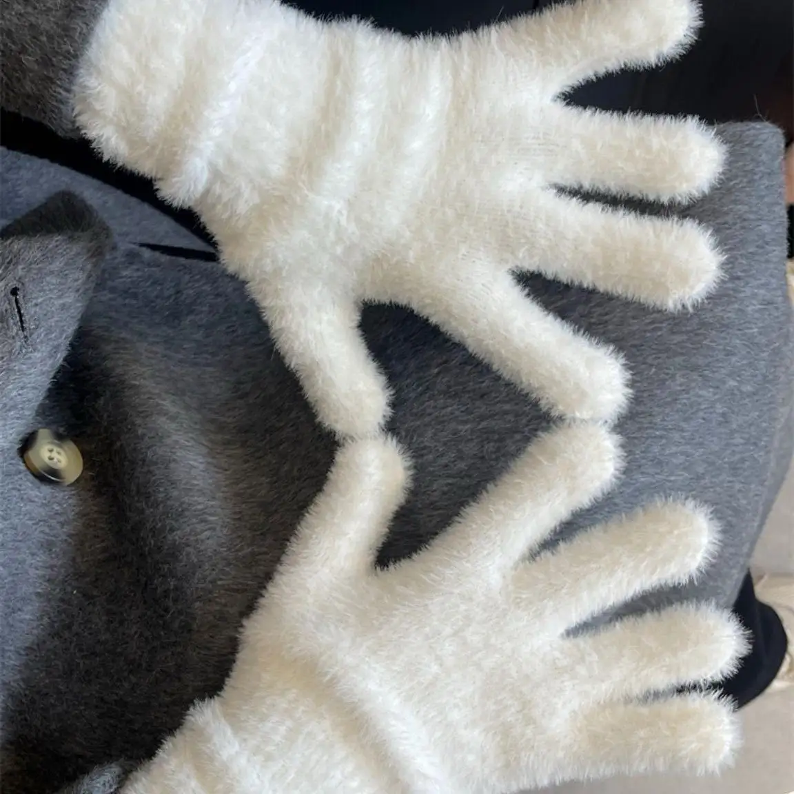 Solid Color Sweet Plush Warm Gloves Cycling