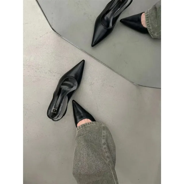 Tip In Silver Back Strap Small Heel Shoes Black - Shop at LoveMi