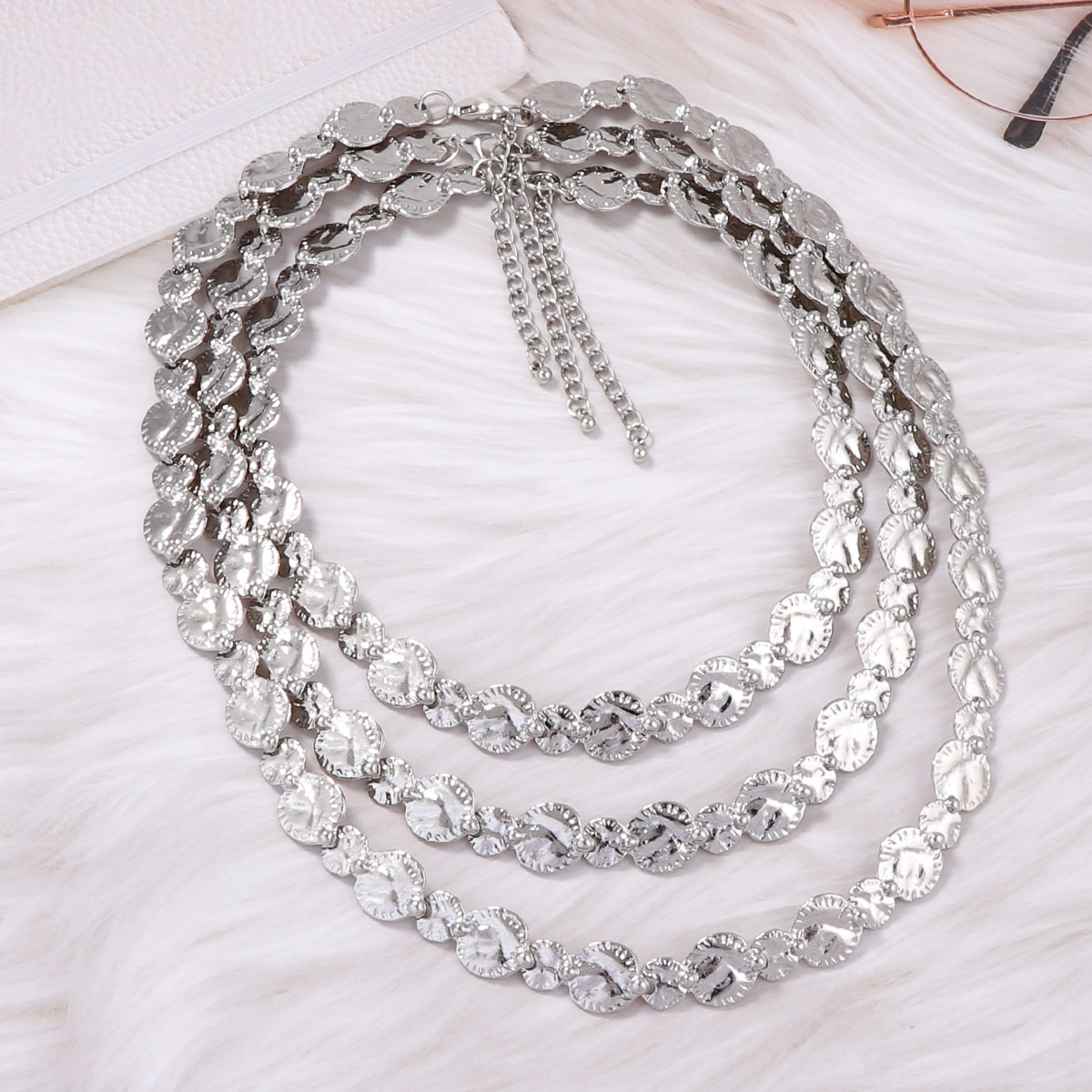 Bold Fashionable And Versatile Alloy Layered Badge And Coin Necklace With A Multi-layered High-end Design