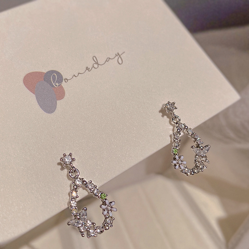 Silver Rhinestone Inlaid Flower Drop Pearl Stud Earrings