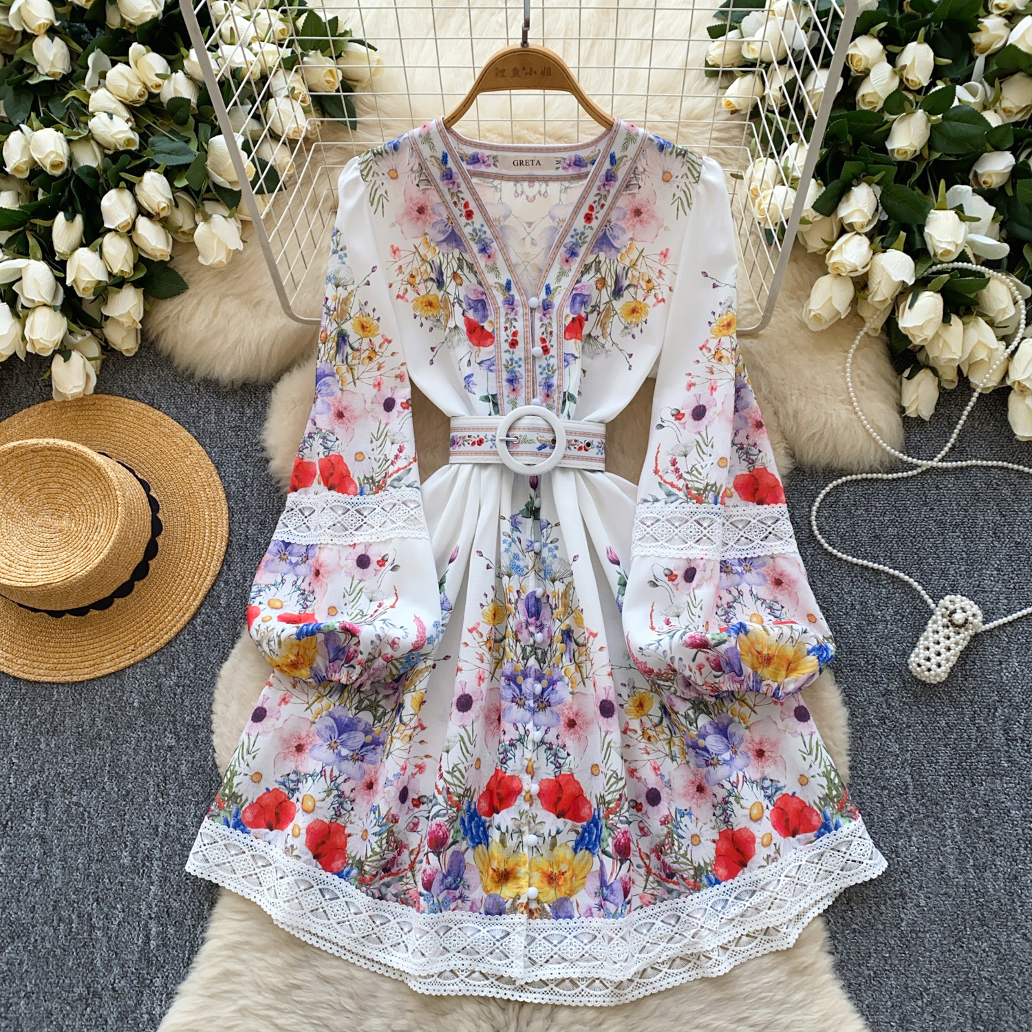 Vintage Lace V-neck Patchwork Waist A- Line Skirt