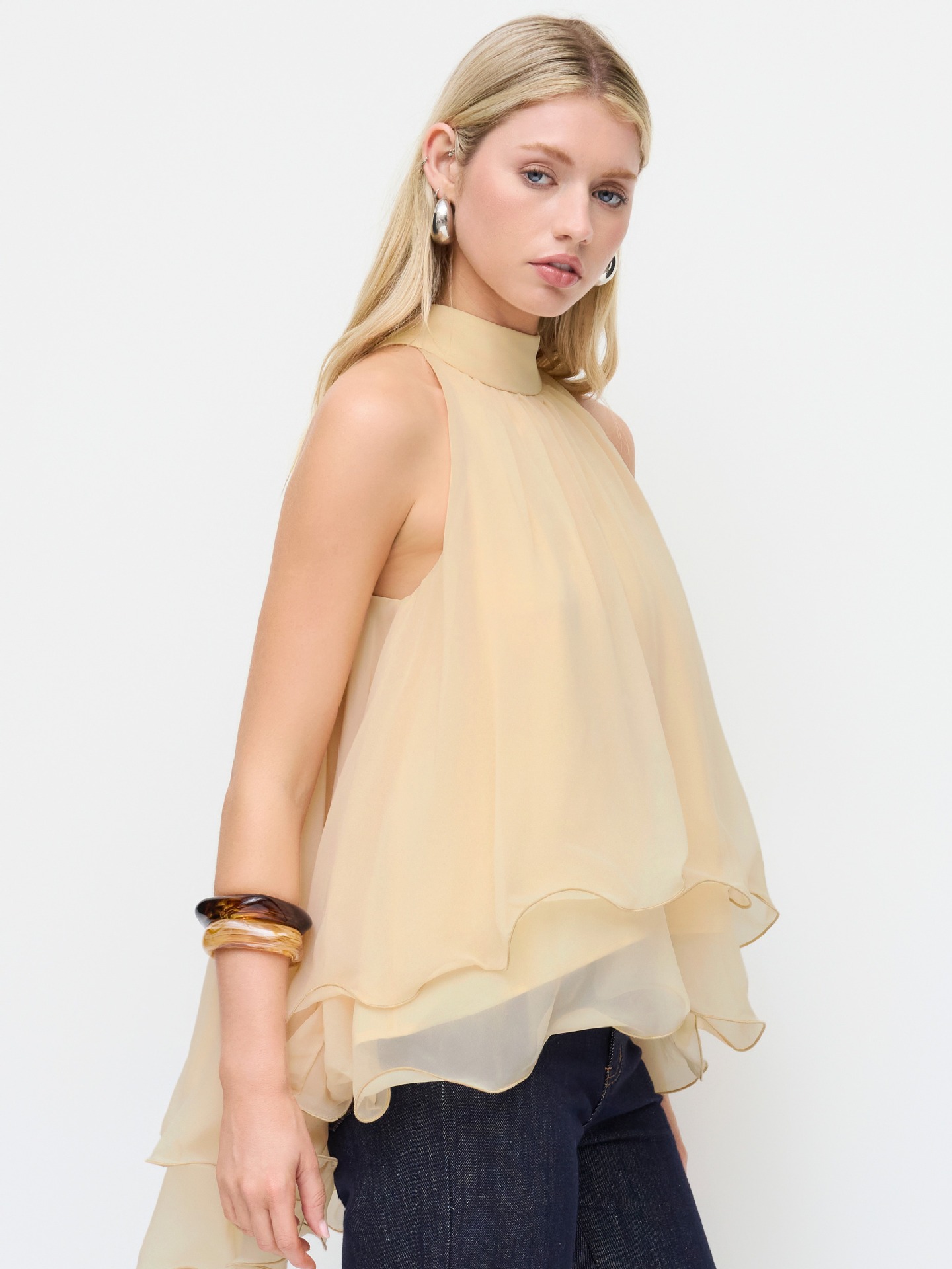 Buy Women's Clothing Online | Buy Trending Dresses for Women