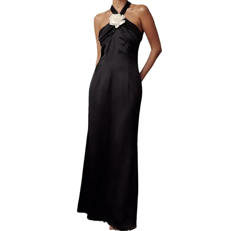 Backless Sexy Flowers Satin High-grade Halter Dress - Black