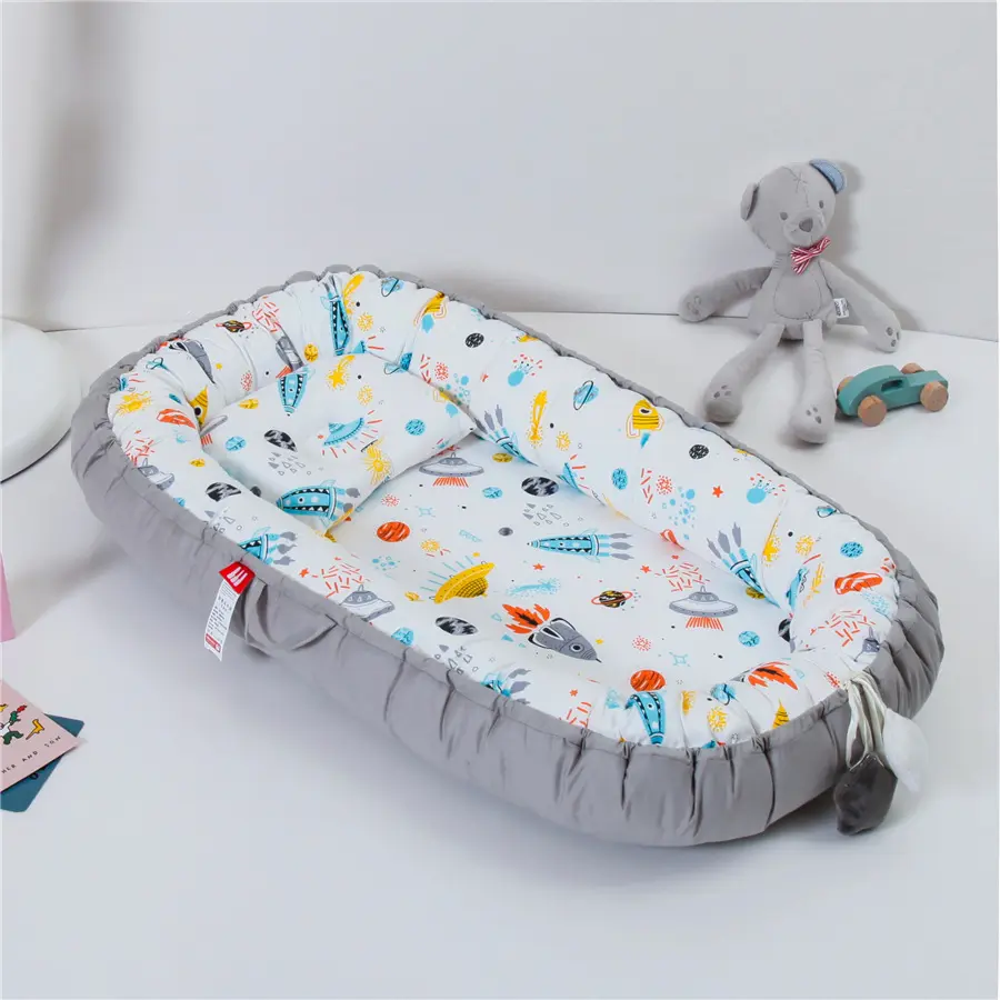 Change Pilch Baby Pillow Travel Crib Folding