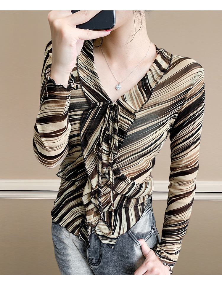 Fashionable Sheer Mesh Floral Long-Sleeve Top For Women 24 b2af2154 a5f7 417d 8bd5 261c8d480fc0