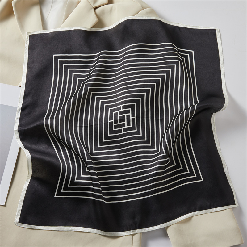 Black Four-Panel Silk Authentic Silk Scarf
