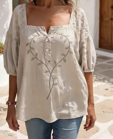 Fashionable Designer Crew-Neck Printed Top