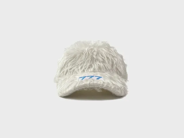 Plush Baseball Cap Women's Warm And Fashionable White - Shop at LoveMi