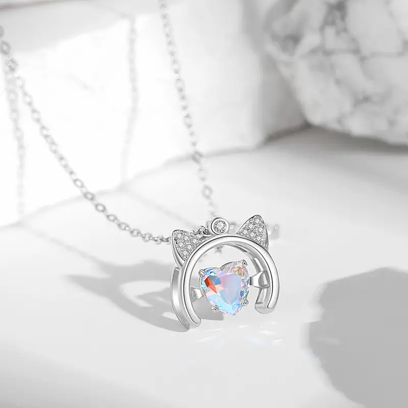Women's Korean-style Smart Kitten Necklace Cute Heart Shape Pendant