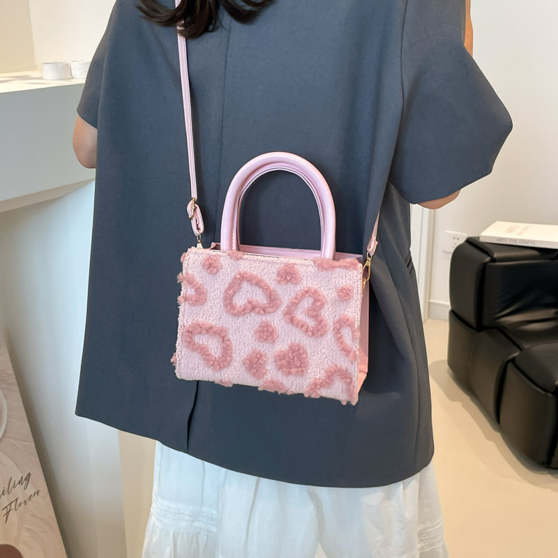 Womens Plush Stylish Handbag With A Premium Feelversatile Crossbody Bag