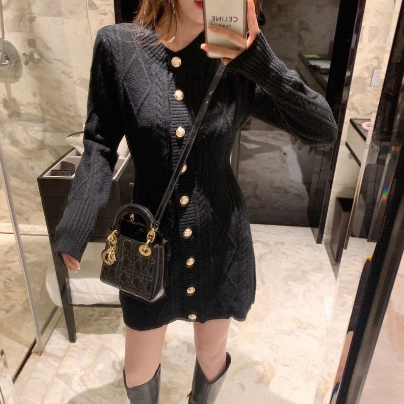 https://cf.cjdropshipping.com/quick/product/b3042b5b-0215-4e57-87cf-733933e4d508.jpg