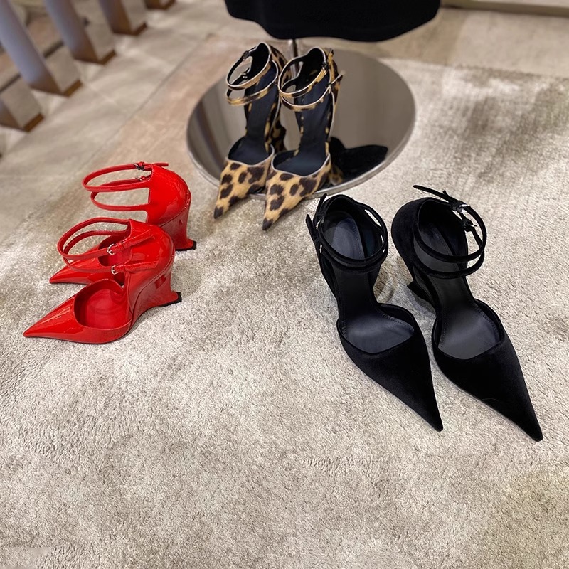 Ankle-strap Wedge Closed-toe High Heels