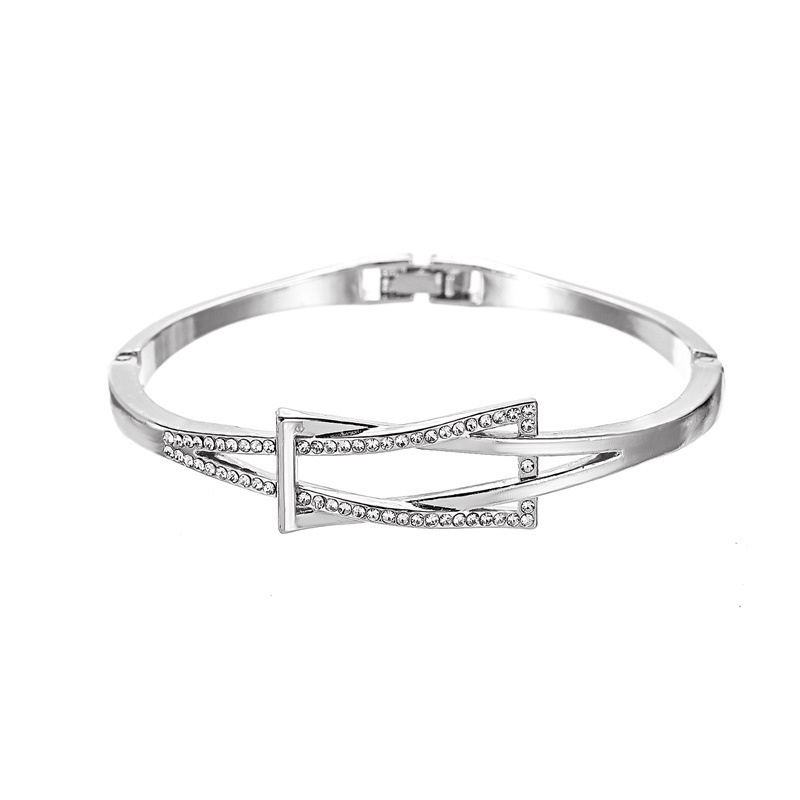 Simple Temperament Alloy Love Heart Fashion Accessories Get Girlfriends Birthday Gift Free