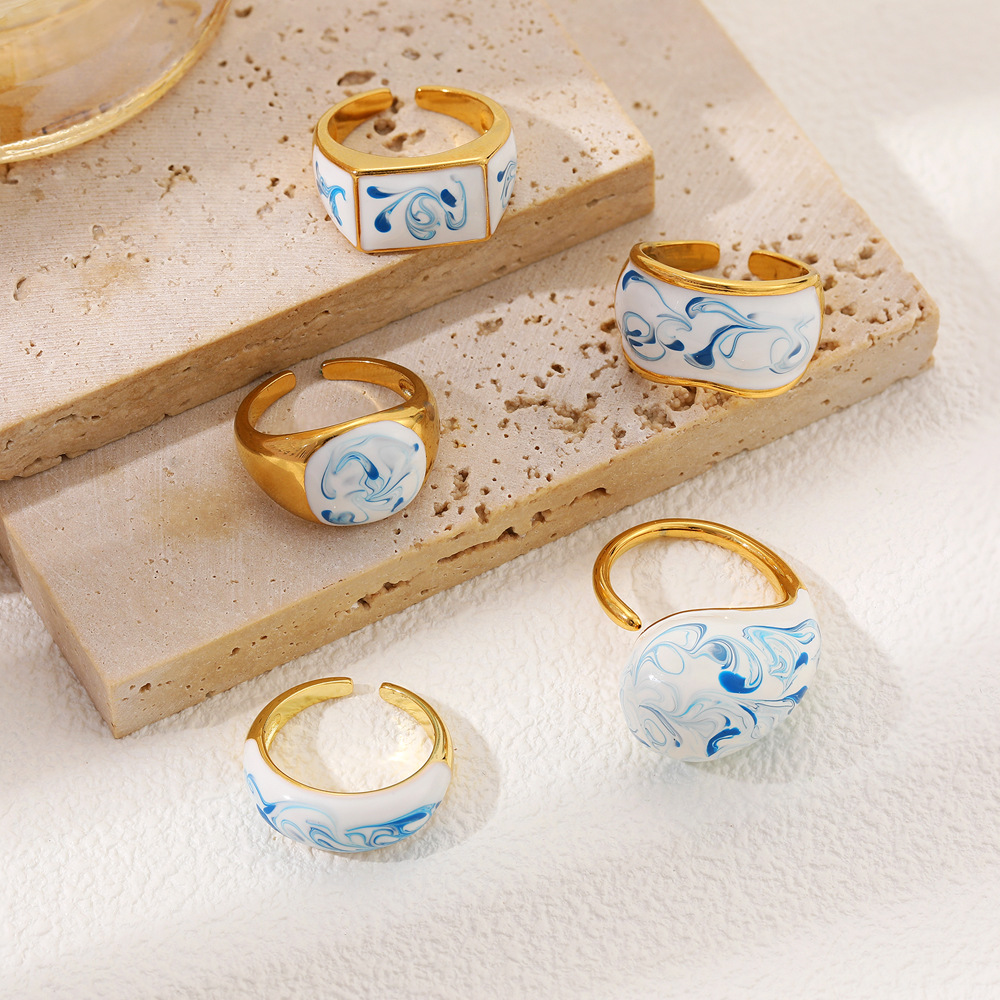 Vintage Enamel Oil-Blue And White Pattern Ring For Women