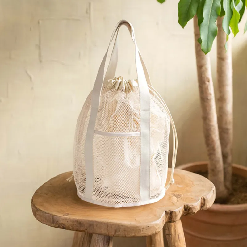 Travel Storage Bag Mesh Hollow Out Handbag Drawstring Wash Bag - White