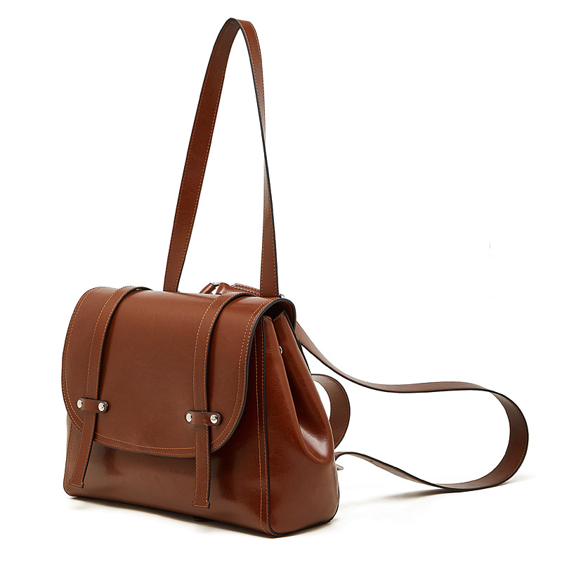 Sac à dos en cuir de vachette pour femme de grande capacité avec finition huile-cire – Image 3