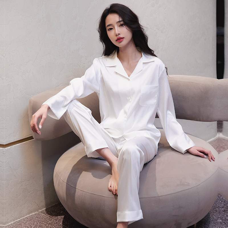 Women's Springautumnsummer Ice Silk Pajamas
