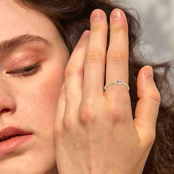 Womens Gold-plated Colorful Square-cut Ring In A Non-fading Rectangular Design