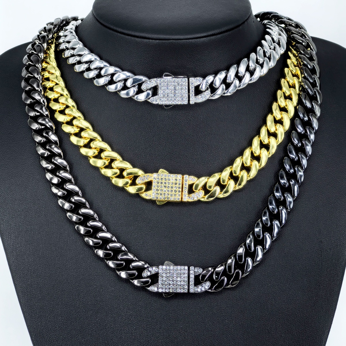 https://cf.cjdropshipping.com/quick/product/b39c1394-284a-4142-ba8d-61b04559b36d.jpg