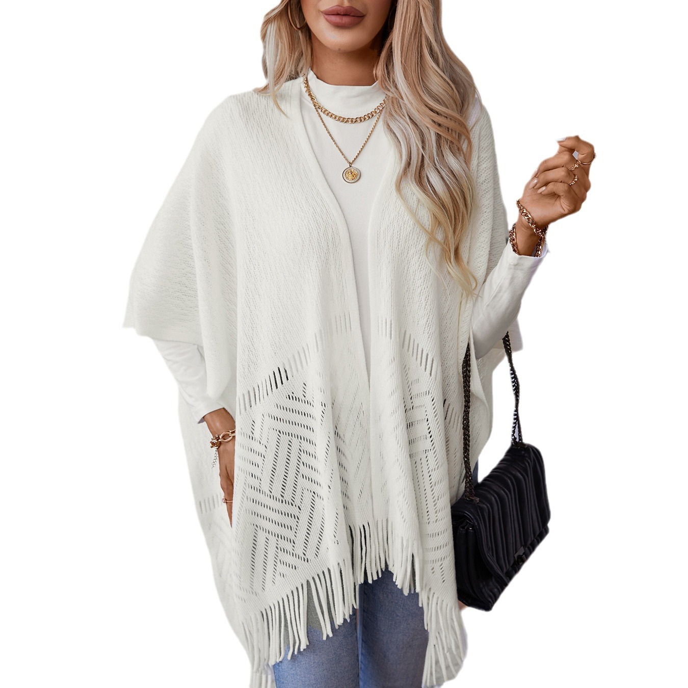 Women&#39;s autumn and winter casual loose sweater with tassel cape and shawl
