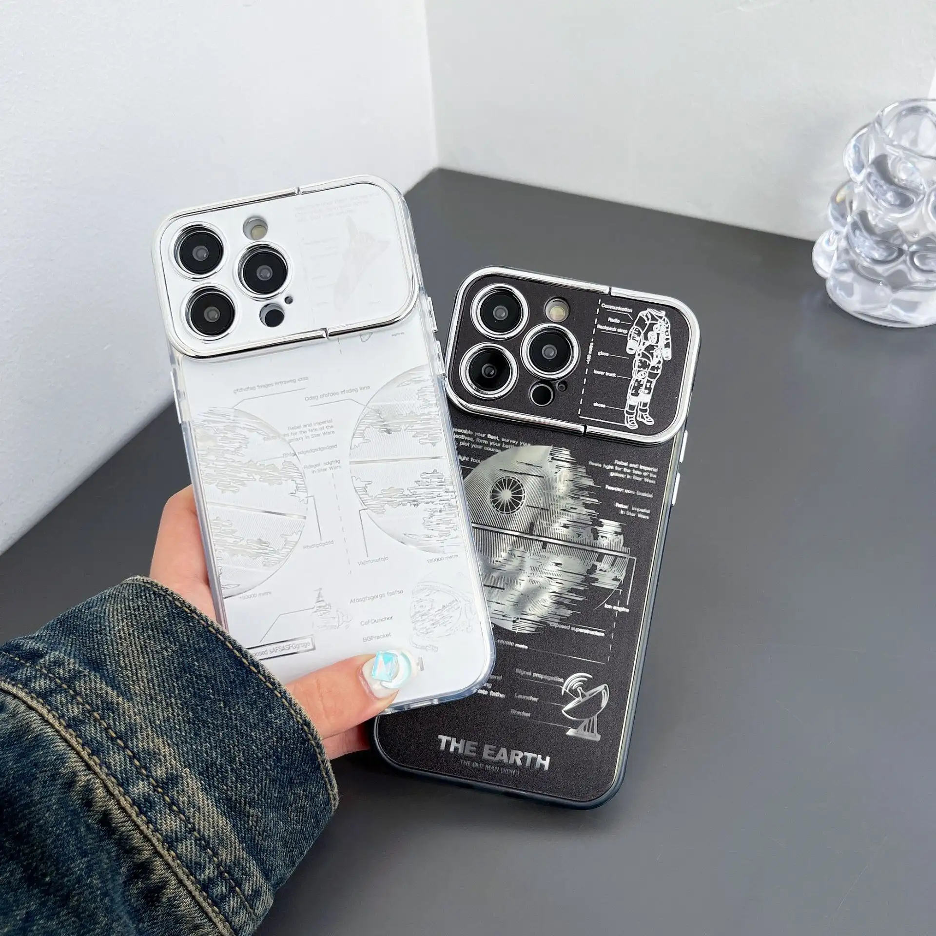 Pleated Bracket Phone Case Metal Planet
