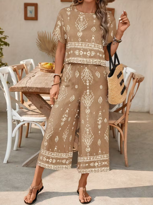 Women's Contrast Print Two-Piece Set in Khaki – elegant look