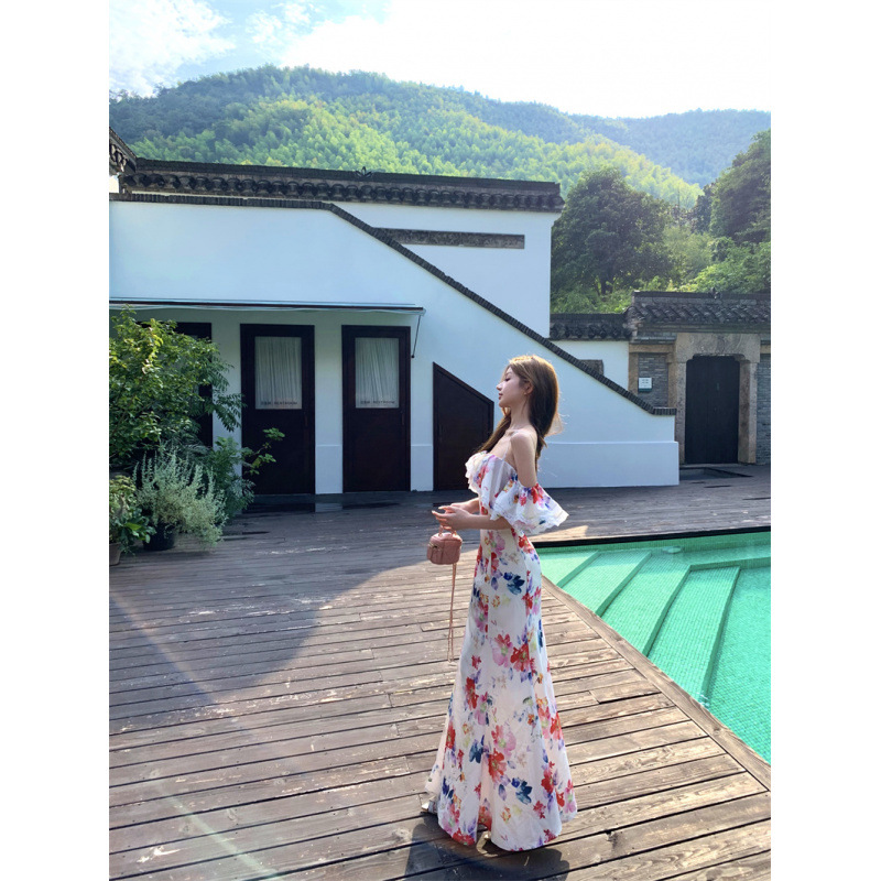 Contrast-color Floral Print Ruffled Strap Dress