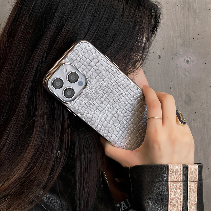 Nordic Style Electroplating Phone Case - Image 9