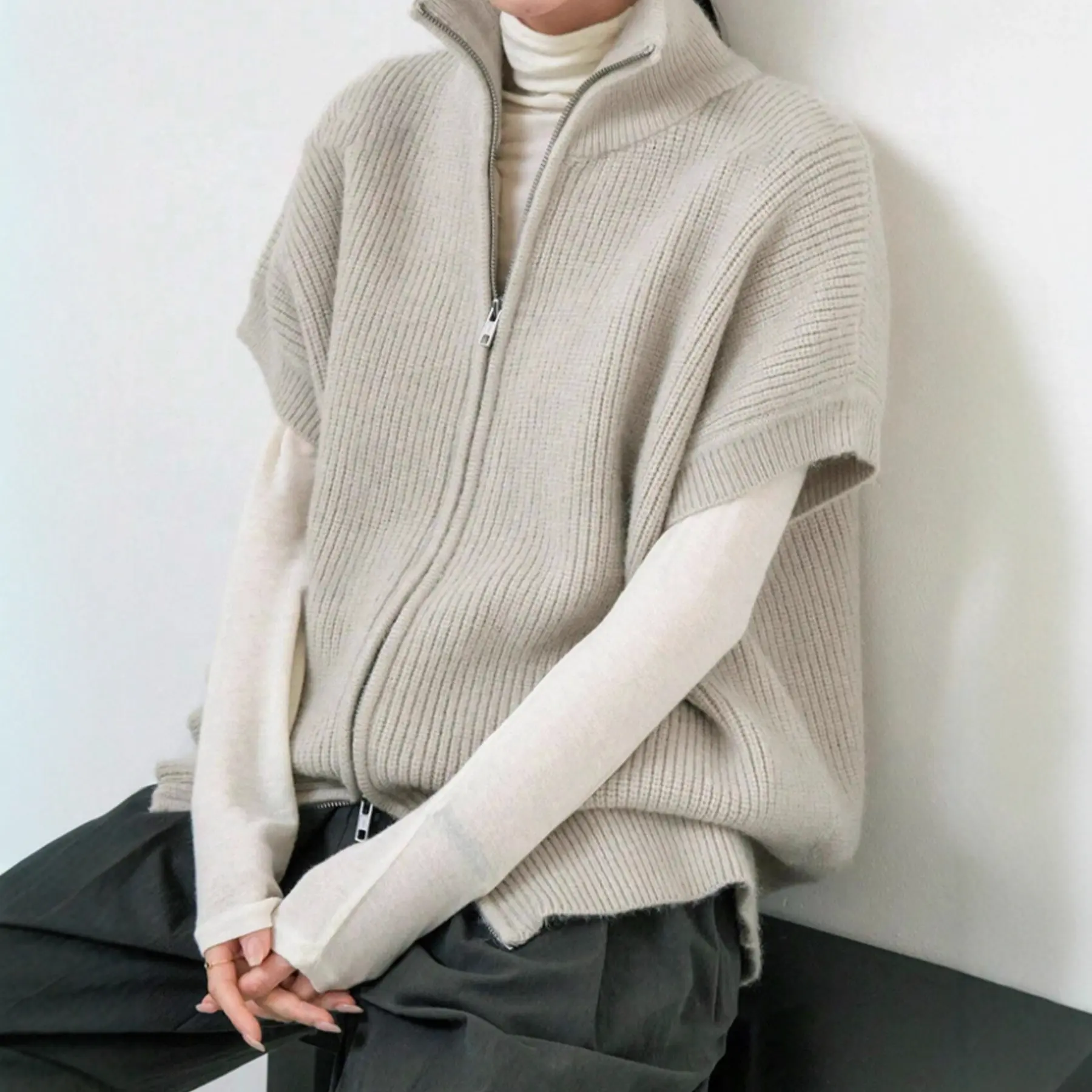 Knitted Cardigan Jacket With Short Sleeves