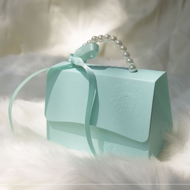 European Style Wedding Banquet Candy Box Wedding Banquet Supplies Bridesmaid Hand Gift Portable Small Paper Box Candy Box Gift Box
