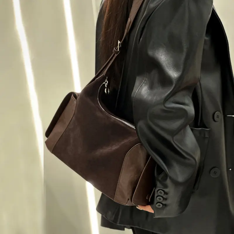 Vintage Boston Bag With Frosted Cowhide
