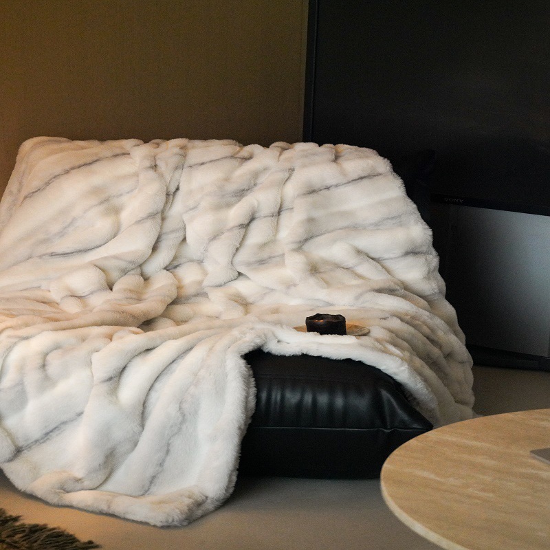 American-style Light Luxury Rabbit Fur High-end Thickened Warm Fleece Blanket