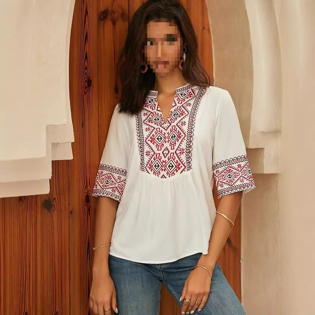 Loose-fitting V-neck Mid-sleeve Top In White