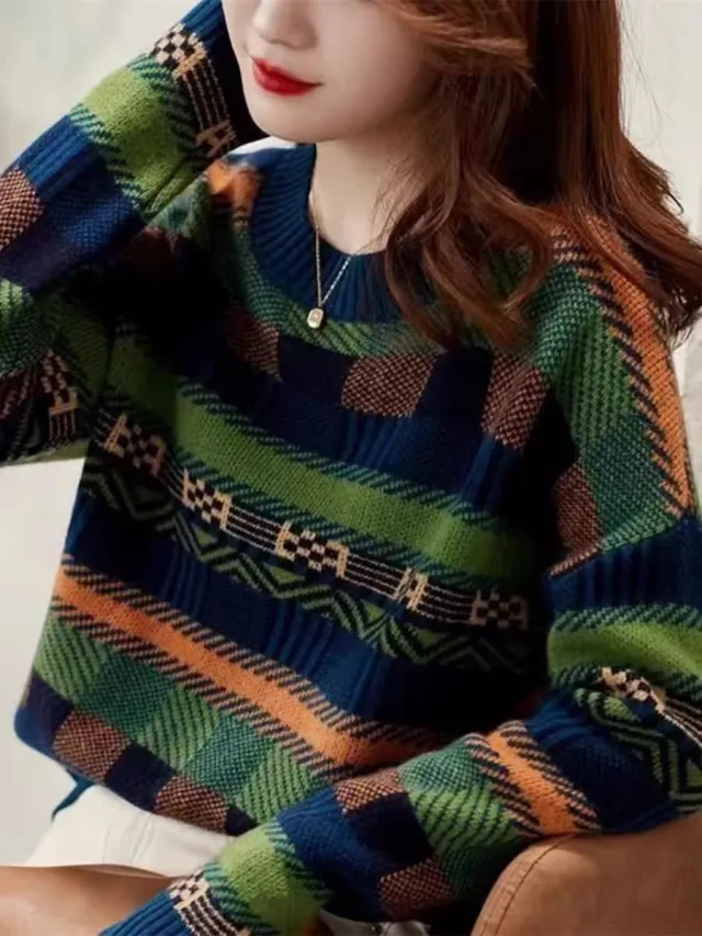 Round Neck Green Loose Striped Sweater For Women Green - Shop at LoveMi