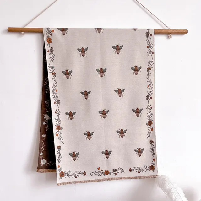 New High grade Retro Cashmere Knitted Women's Autumn And Winter Warm Warm Shawl White - Shop at LoveMi