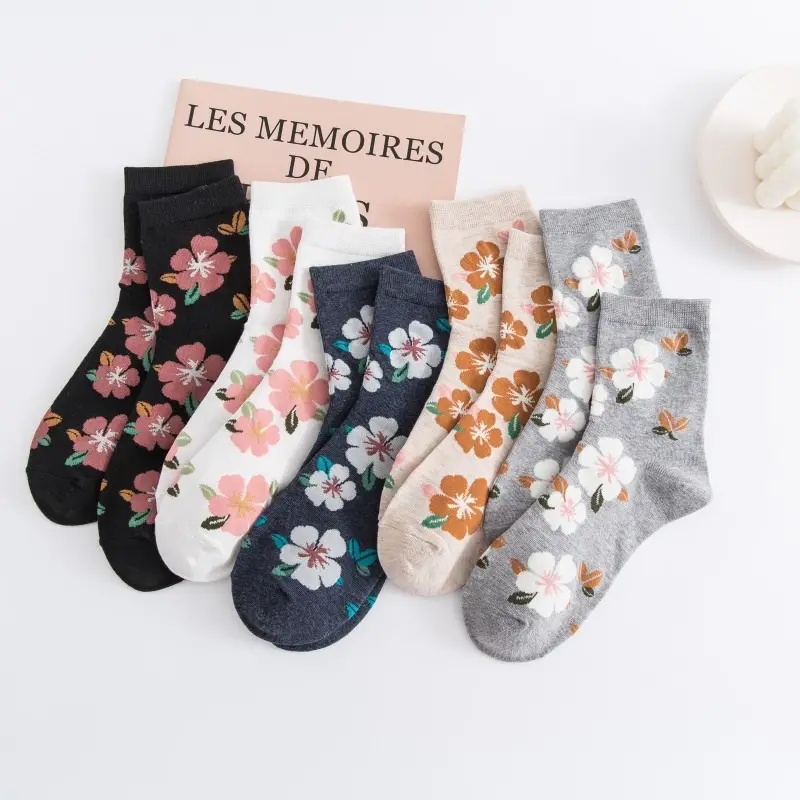 Breathable Sweet Women's Mid-calf Socks Casual