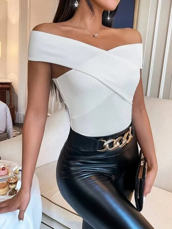 Women's Fashion Backless Knitted T-shirt - White