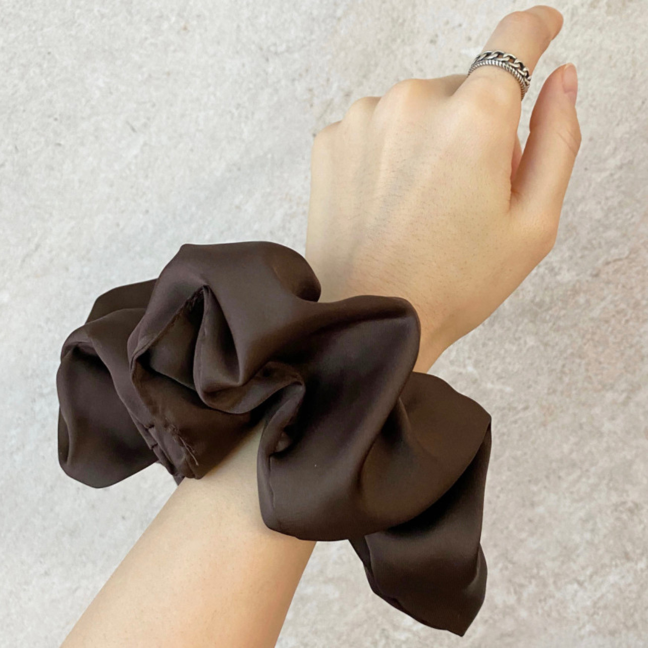 Title 6, Simple Female Fashion Personality Satin Hair Ring