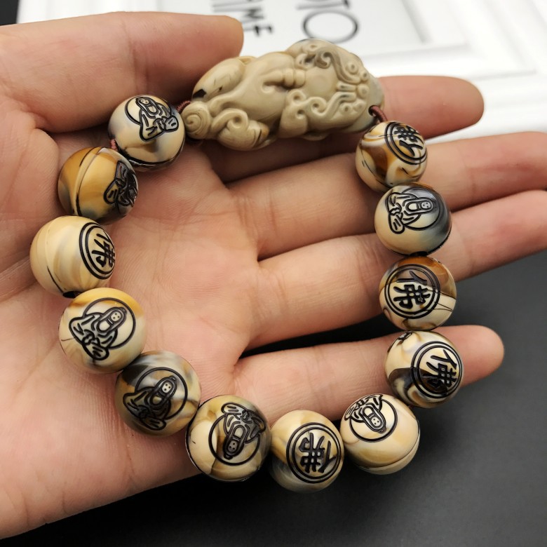 Money Drawing Pi Xiu Acrylic Beads Bracelet